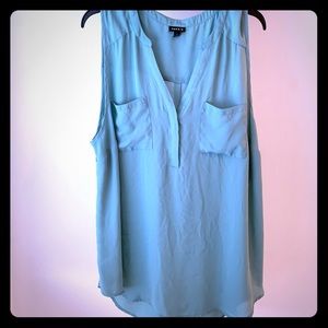 Torrid Harper pullover tank